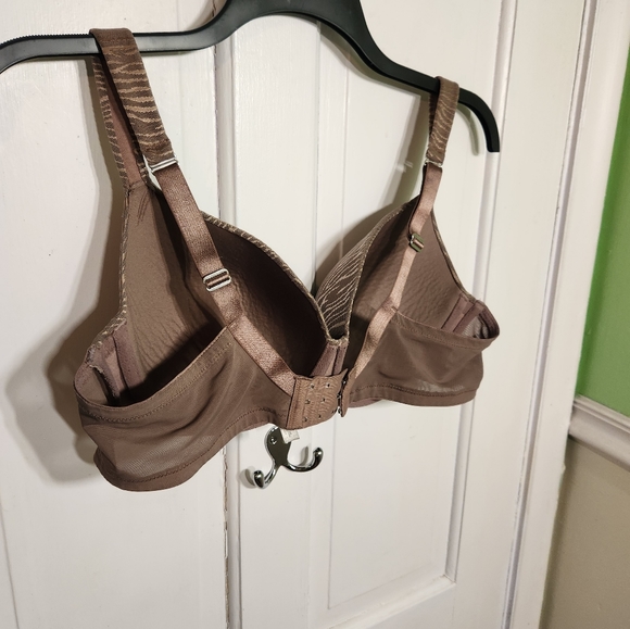 Ambrielle Lightly Lined Balconette Bra Size 42C - Picture 4 of 6